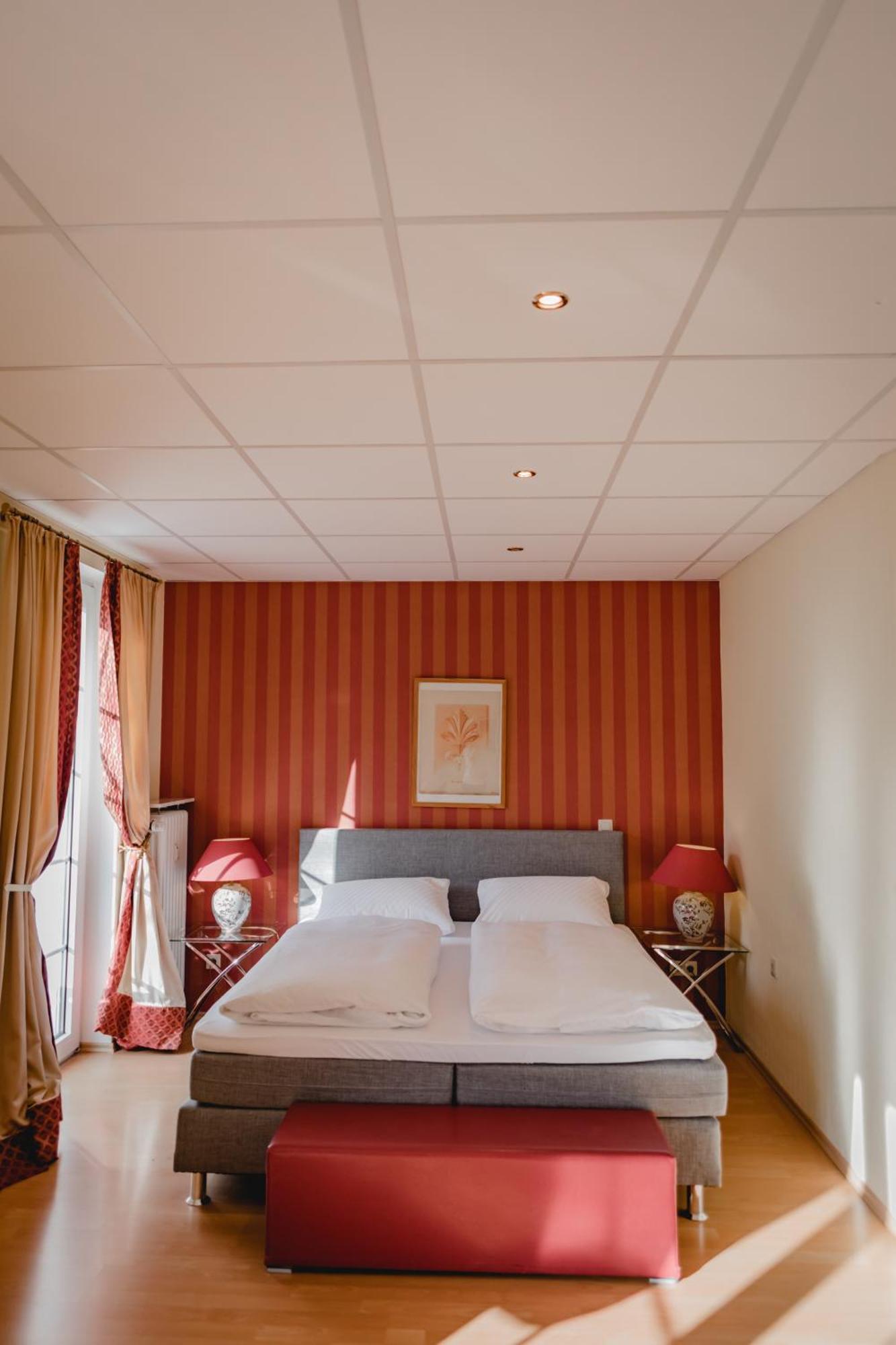 Hotel Stadtresidenz ฮิลเดสไฮม์ ภายนอก รูปภาพ